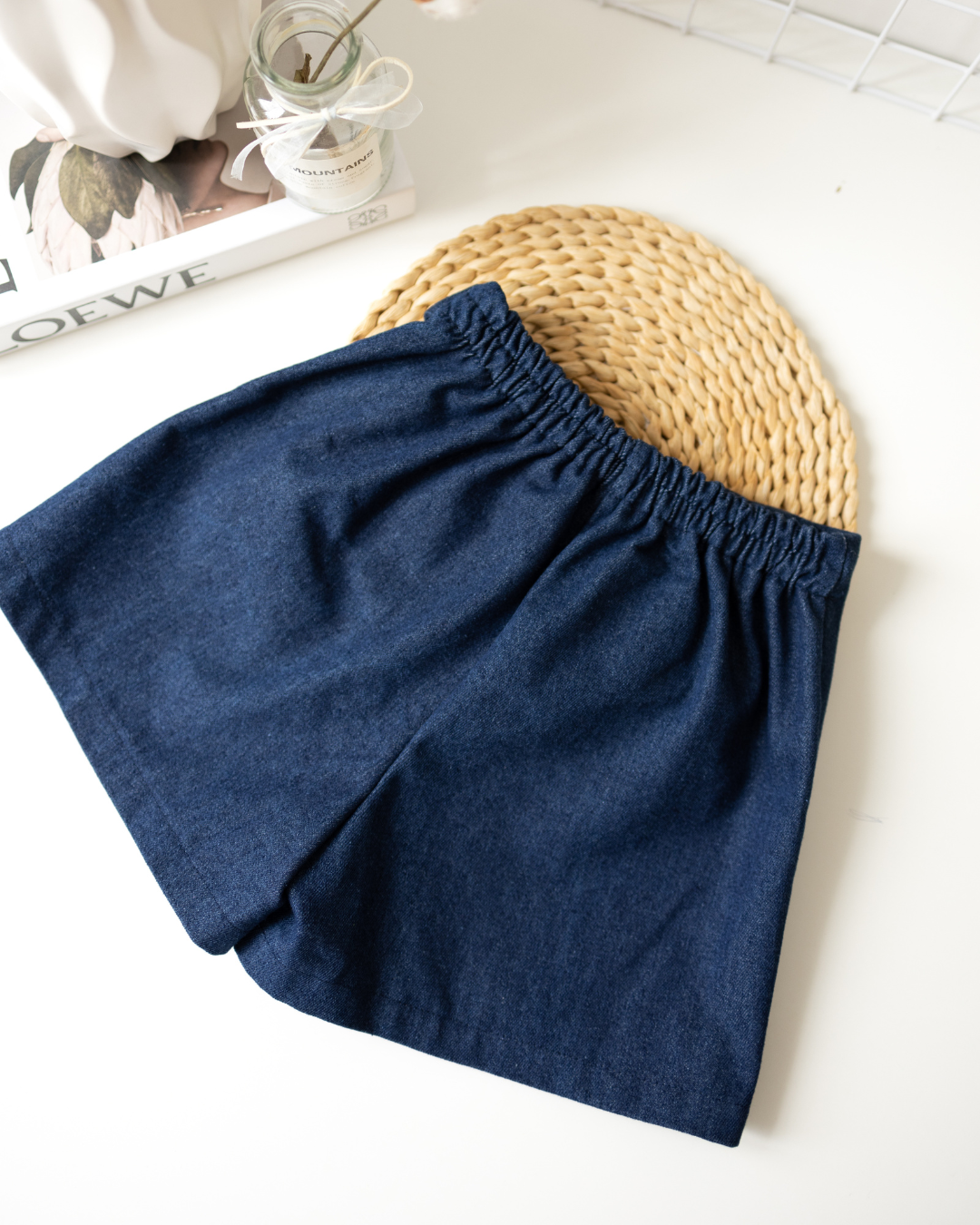 Girls denim skort back view with elastic waistband - Alwair Kids

